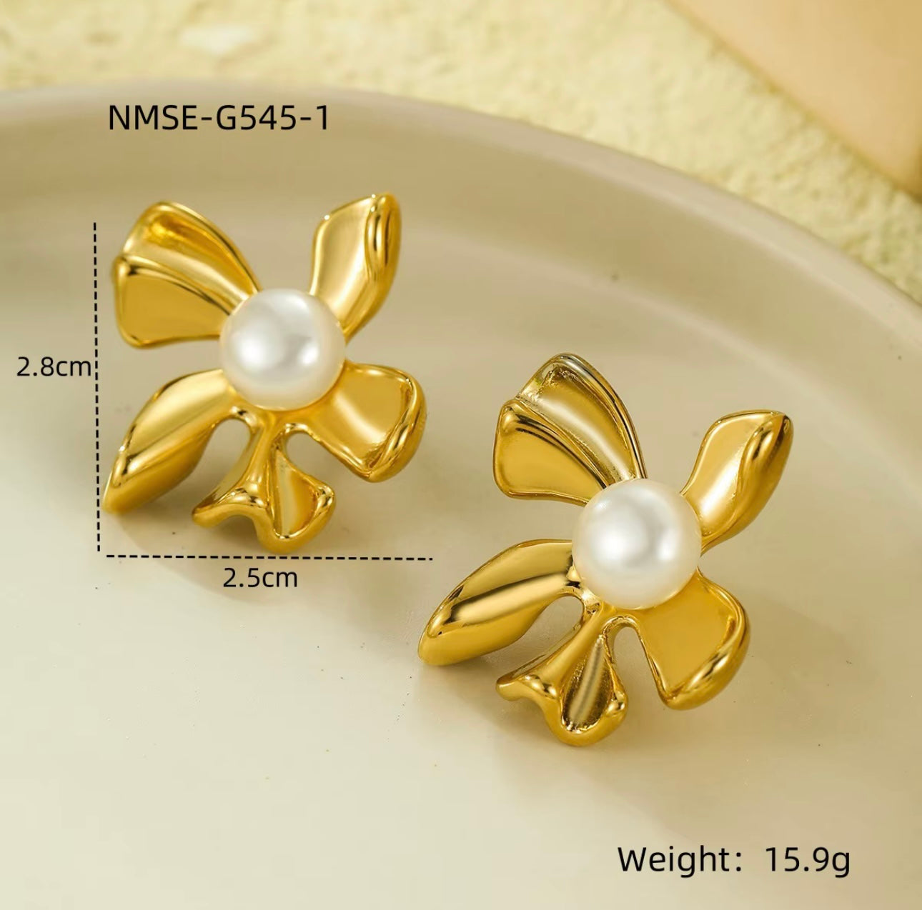 Golden Bloom Pearl Earrings đ¸â¨