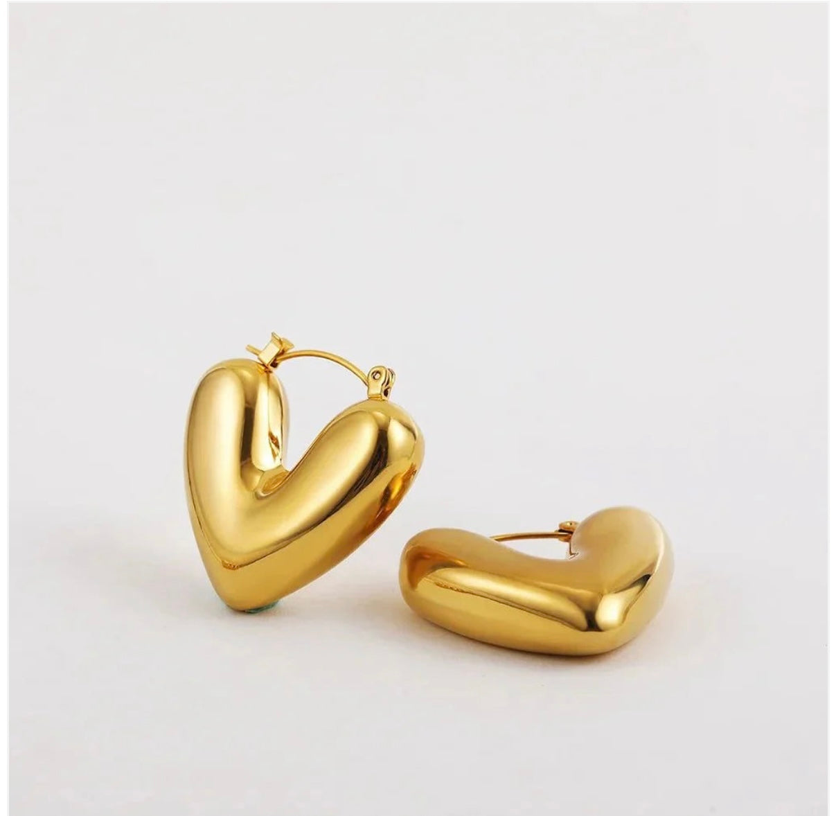 Dainty Heart Earrings Anti tarnish