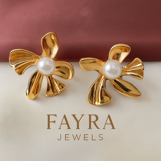 Golden Bloom Pearl Earrings πΈβ¨