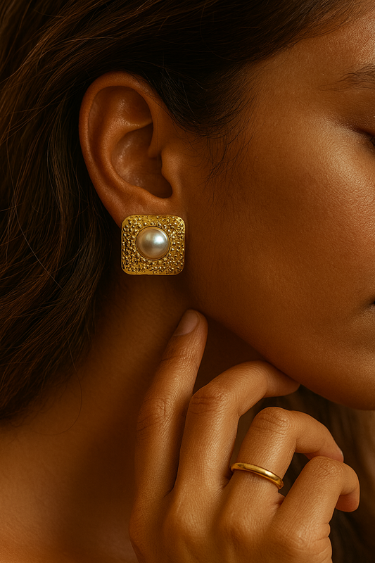 e: Vintage Pearl Square Stud Earrings – Fayra Jewels