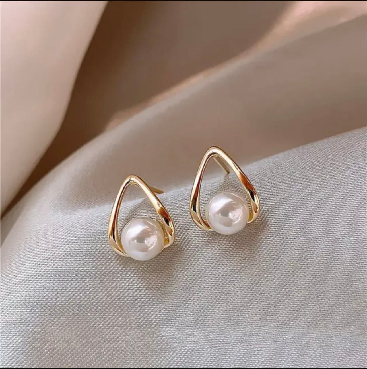 Elegant Pearl Drop Earrings – Fayra Jewels