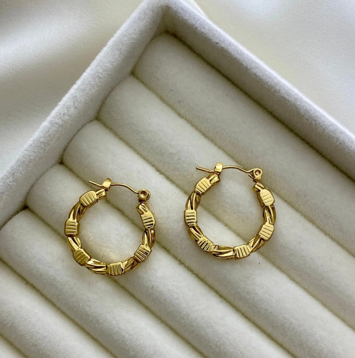Classic Gold Textured Hoop Earrings – Fayra Jewels