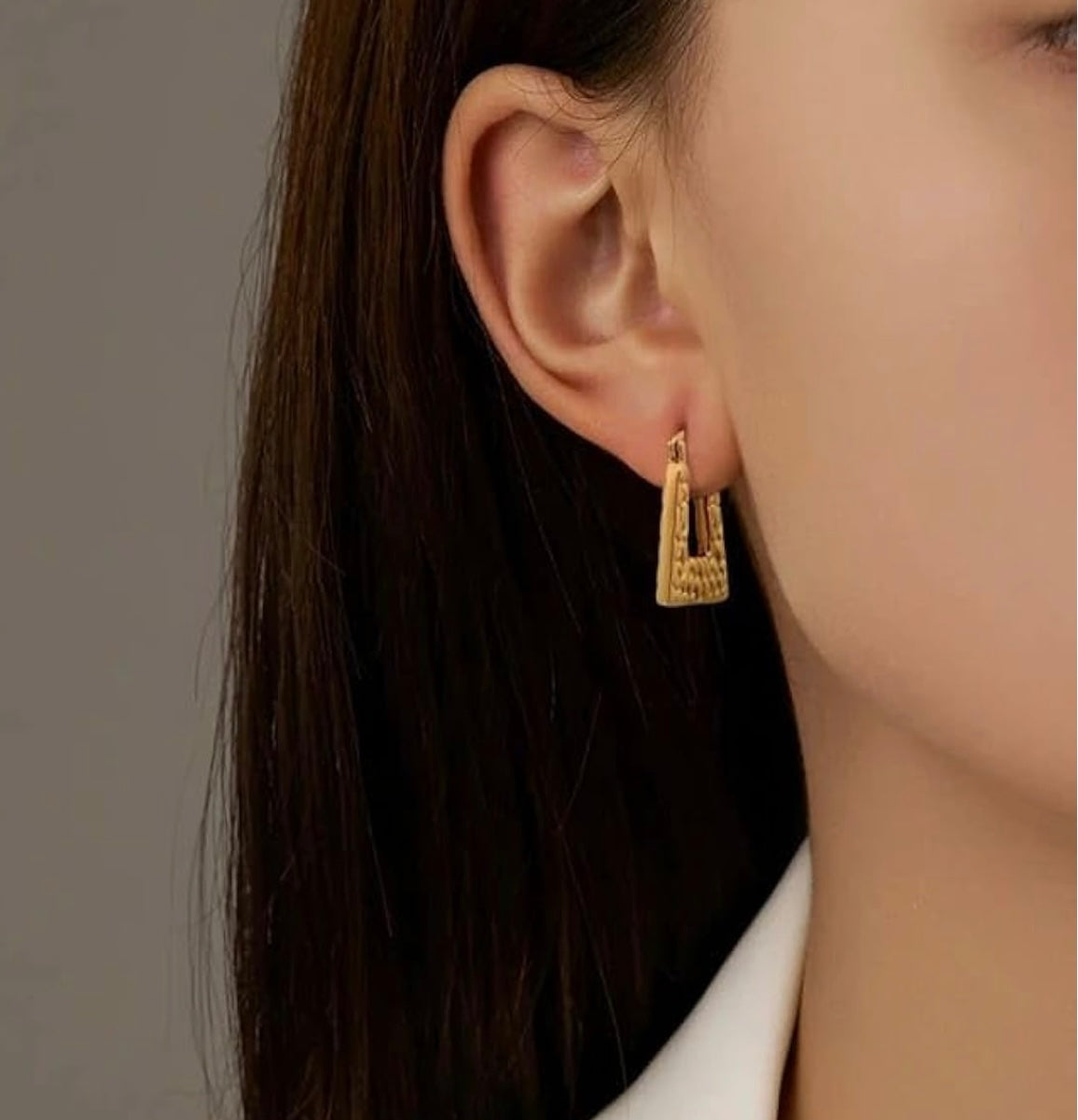 Textured Gold Square Hoop Earrings – Fayra Jewels