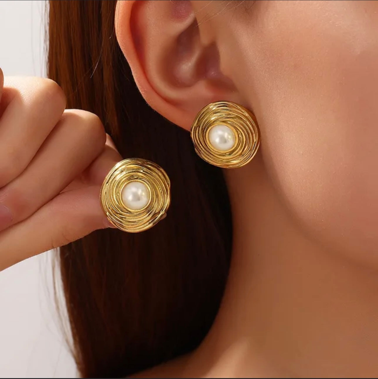 Golden Halo Pearl Earrings