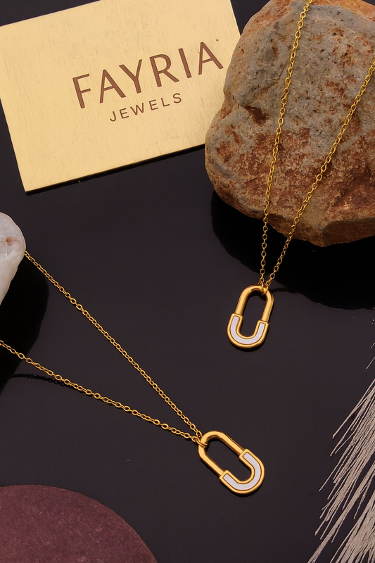 Modern Minimal Link Pendant Necklace – Fayra Jewels