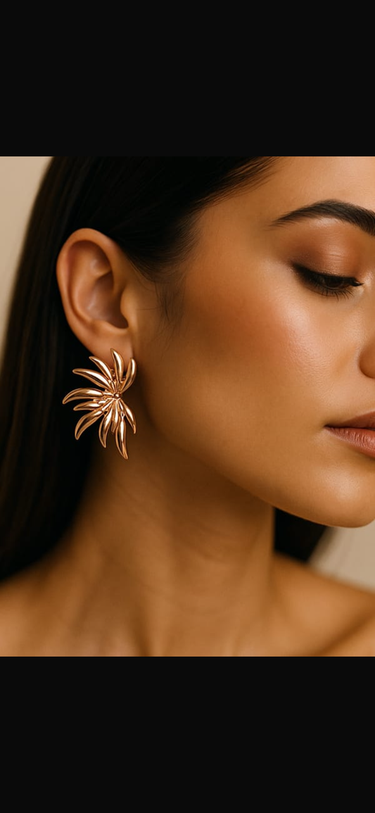 🌟 Rose Gold & Silver Sunburst Stud Earrings – Elegant Statement Design