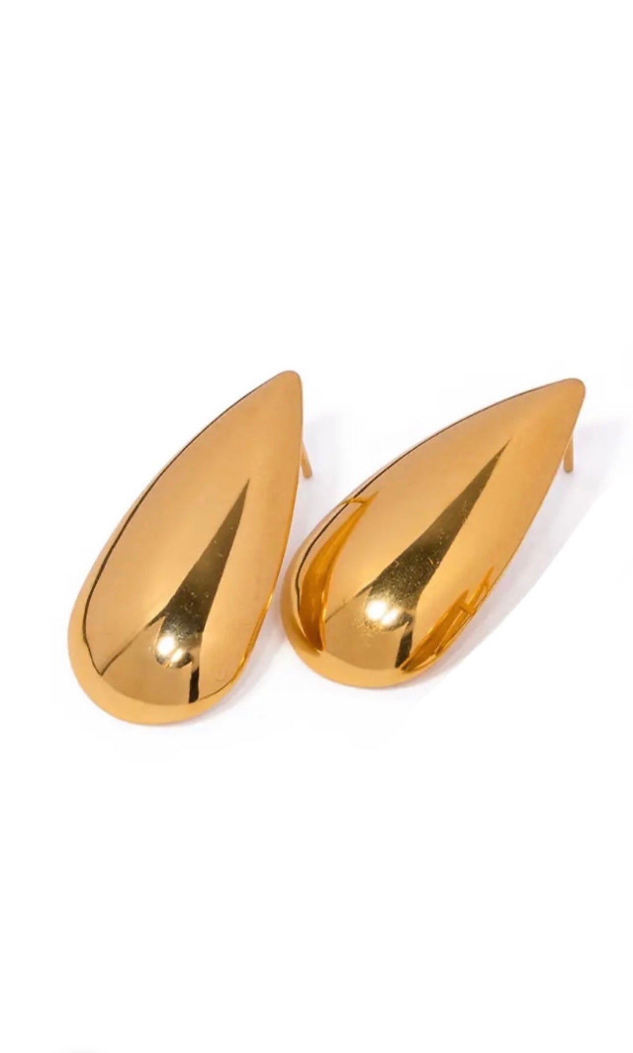 Golden Teardrop Statement Earrings đâ¨