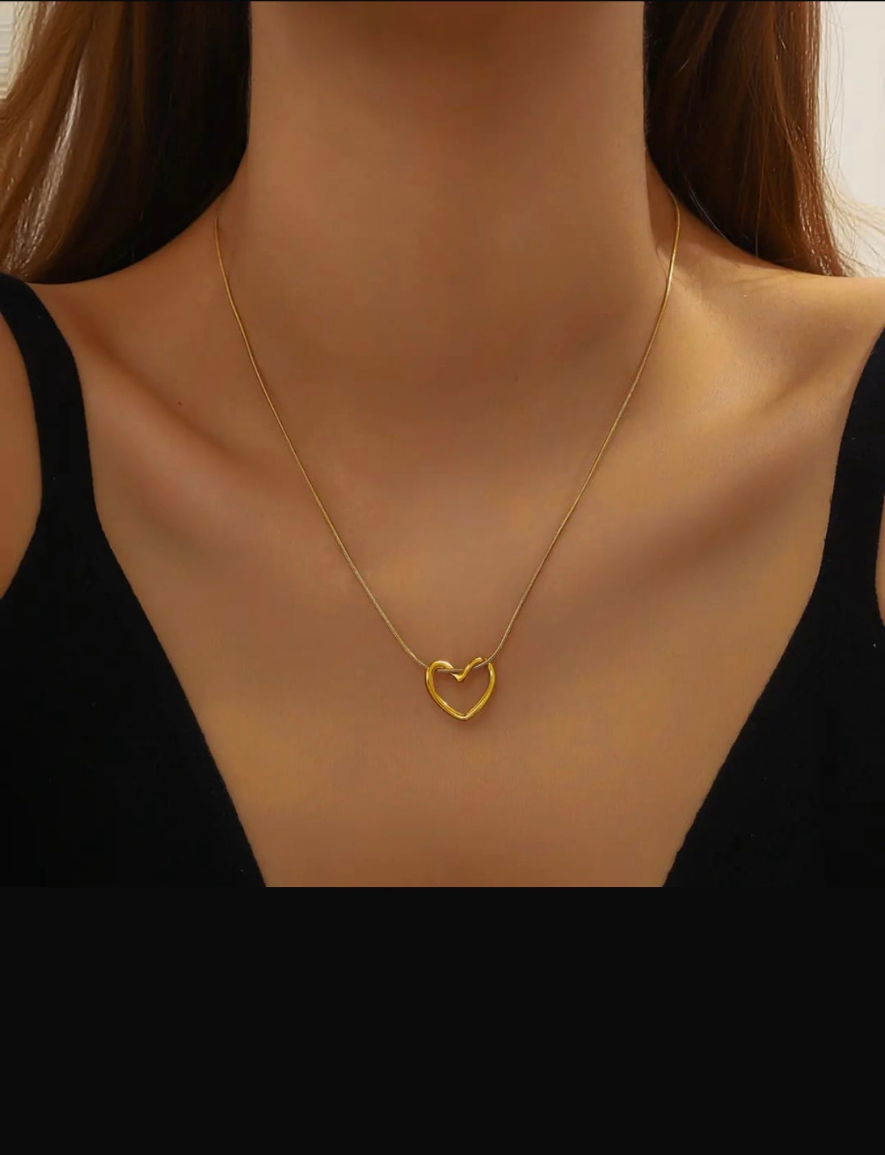 Minimalist Gold Heart Necklace – Fayra Jewels