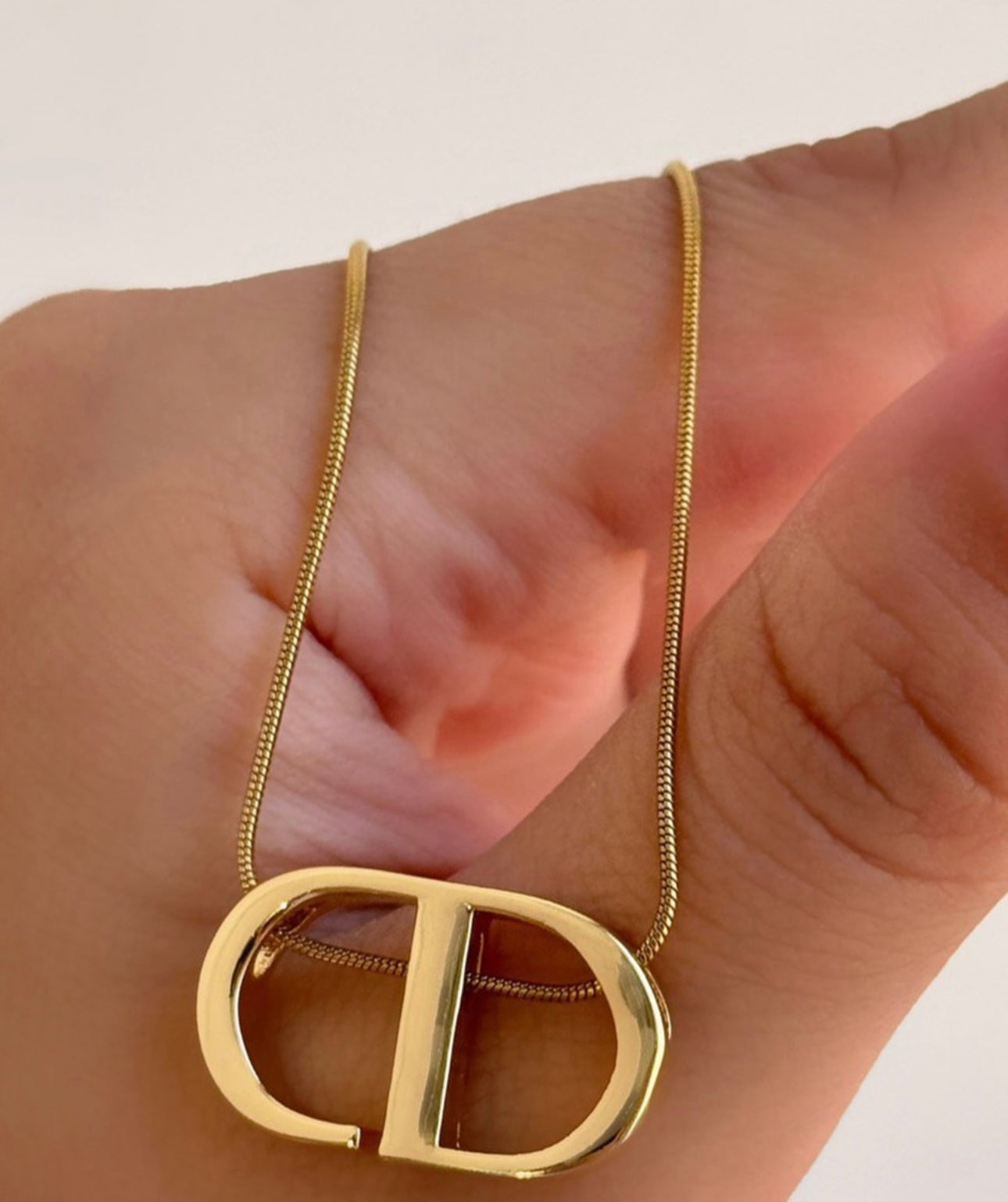 Golden Signature “D-Link” Pendant Necklace – Fayra Jewels