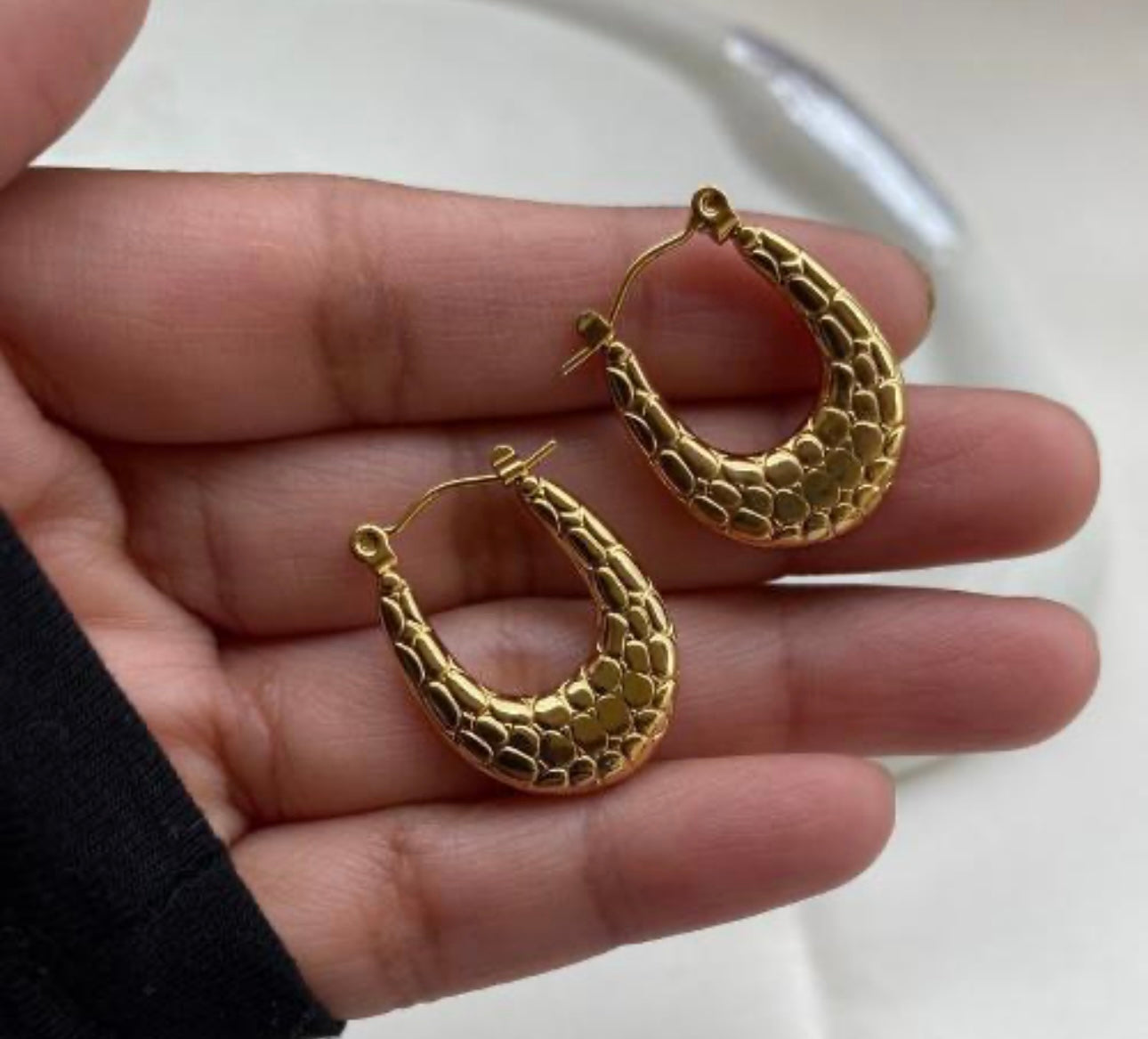 Golden Textured Oval Hoop Earrings – Fayra Jewels
