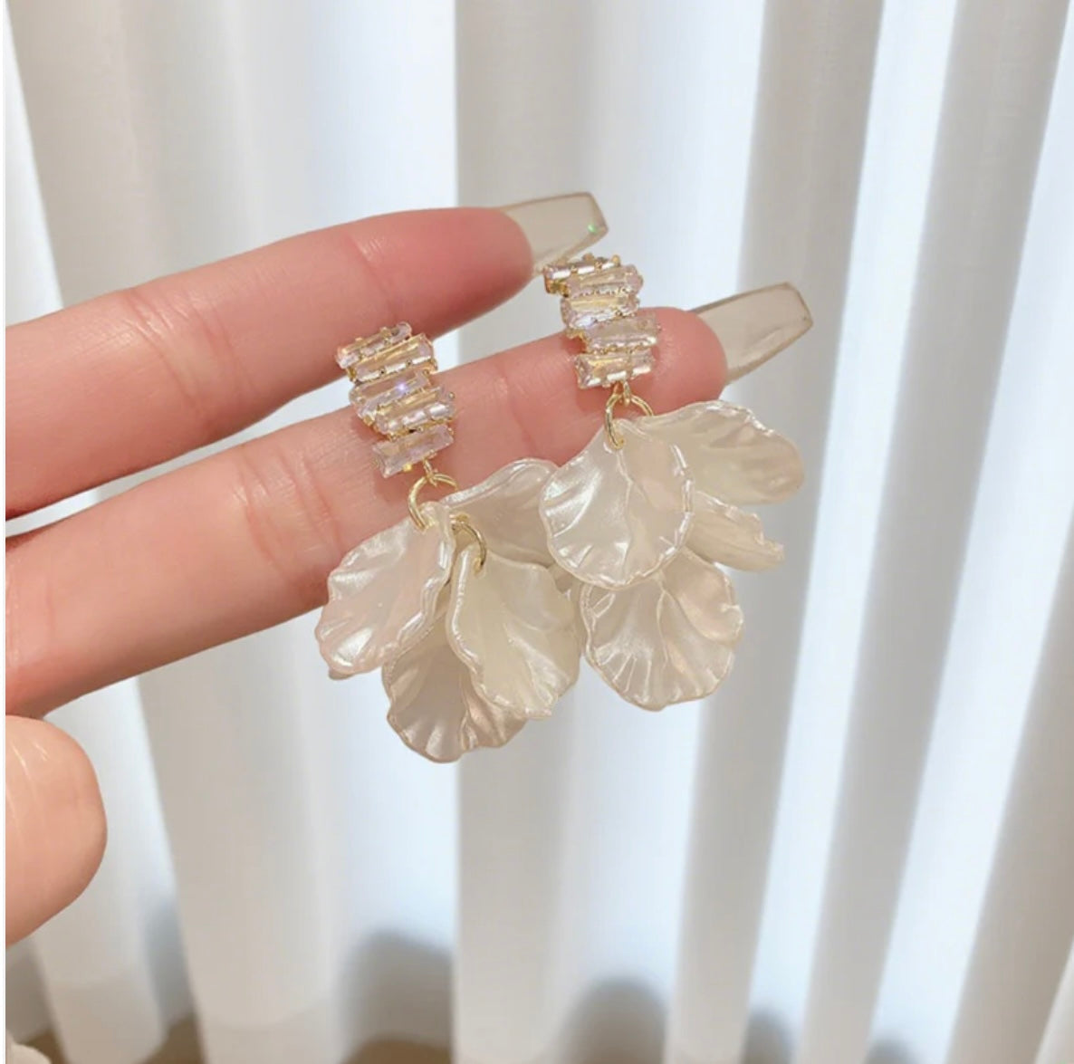 Crystal Bloom Petal